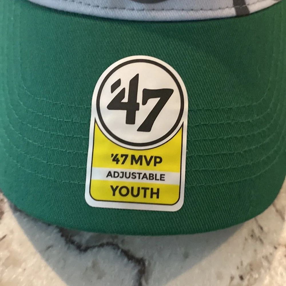 NWT youth Erin Hills hat. - Picture 2 of 6